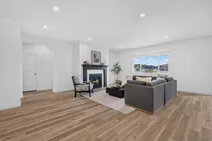 5420 N Cliffrose Dr, Eagle Mountain, UT 84005 - Photo 8