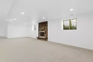 6082 S Main St, Murray, UT 84107 - Photo 24