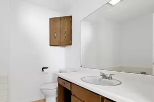 6082 S Main St, Murray, UT 84107 - Photo 18