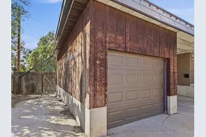6082 S Main St, Murray, UT 84107 - Photo 32