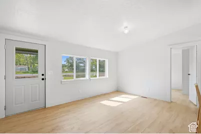 285 E 100 N, Myton, UT 84052 - Photo 8