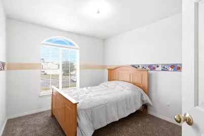 1815 W 2175 S, Syracuse, UT 84075 - Photo 20