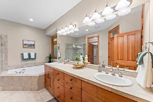 2178 E Netties Pl, Holladay, UT 84124 - Photo 16