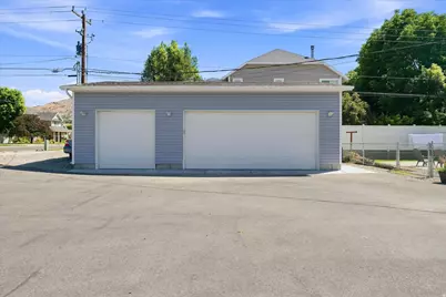 612 S 600 E, River Heights, UT 84321 - Photo 38