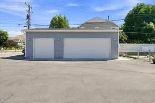 612 S 600 E, River Heights, UT 84321 - Photo 38