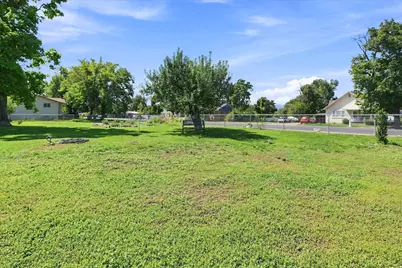 612 S 600 E, River Heights, UT 84321 - Photo 34