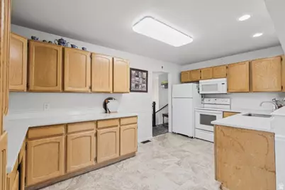 650 N 420 Ln W, Lehi, UT 84043 - Photo 6