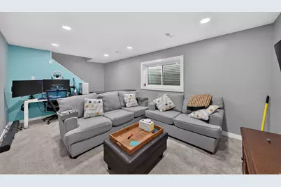 582 E 6870 S, Midvale, UT 84047 - Photo 12