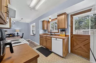582 E 6870 S, Midvale, UT 84047 - Photo 8