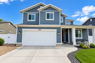 4263 W 6075 S, Roy, UT 84067 - Photo 2