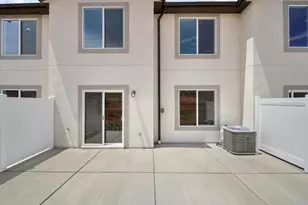 2279 S Wolverine Way, Washington, UT 84780 - Photo 34
