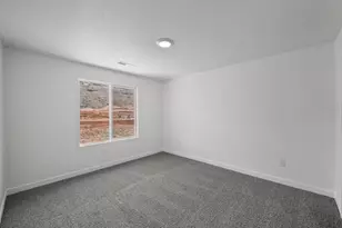 2279 S Wolverine Way, Washington, UT 84780 - Photo 24