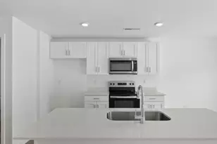 2279 S Wolverine Way, Washington, UT 84780 - Photo 8