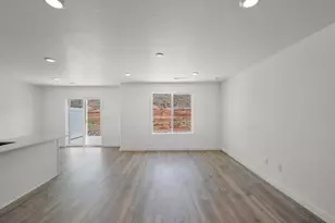 2279 S Wolverine Way, Washington, UT 84780 - Photo 10
