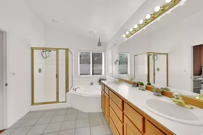 8848 S 2070 W, West Jordan, UT 84088 - Photo 22