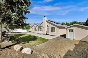 8848 S 2070 W, West Jordan, UT 84088 - Photo 32