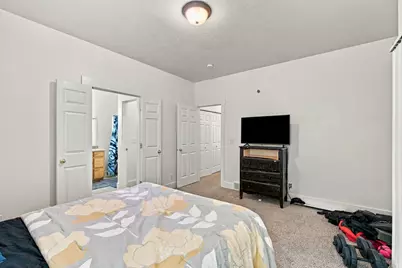 4904 W Stormy Meadow Dr, Riverton, UT 84096 - Photo 10
