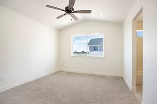 578 W 1750 N, Harrisville, UT 84404 - Photo 6