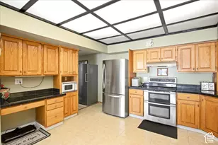 580 E Lacey Way, North Salt Lake, UT 84054 - Photo 14