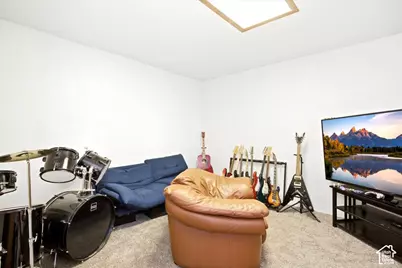 580 E Lacey Way, North Salt Lake, UT 84054 - Photo 32