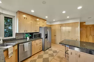 828 N Eastcapitol Blvd, Salt Lake City, UT 84103 - Photo 6