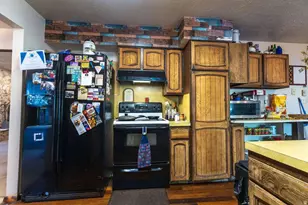 152 N Main St, Malad City, ID 83252 - Photo 8