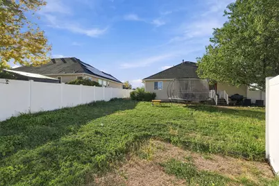 363 E 1900 S, Clearfield, UT 84015 - Photo 36