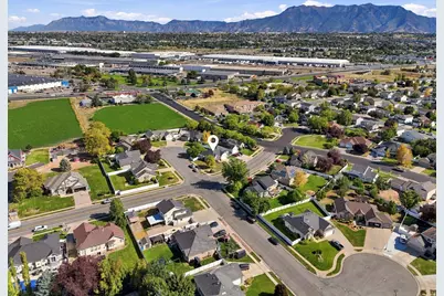 363 E 1900 S, Clearfield, UT 84015 - Photo 48