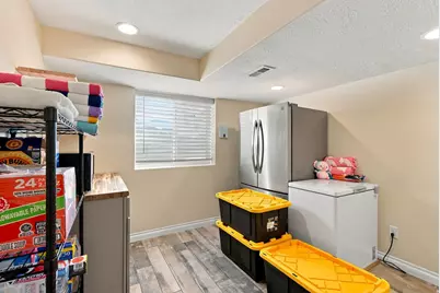 363 E 1900 S, Clearfield, UT 84015 - Photo 32