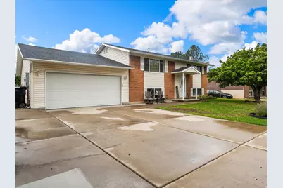 623 W 1635 N, Clinton, UT 84015 - Photo 24