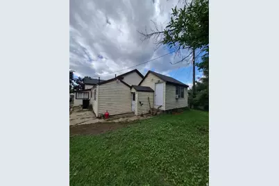 870 W 300 S, Provo, UT 84601 - Photo 10