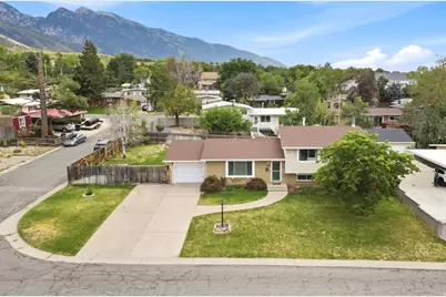 3070 E 7145 S, Cottonwood Heights, UT 84121 - Photo 2