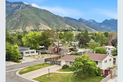 3070 E 7145 S, Cottonwood Heights, UT 84121 - Photo 32