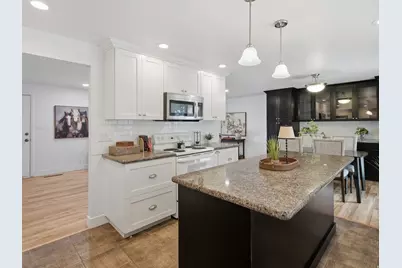 3070 E 7145 S, Cottonwood Heights, UT 84121 - Photo 10