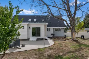 6482 S 2520 E, Cottonwood Heights, UT 84121 - Photo 60