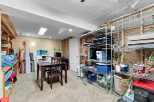 6482 S 2520 E, Cottonwood Heights, UT 84121 - Photo 28
