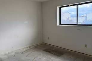 5883 S Blue Iron Way W, Kearns, UT 84118 - Photo 4