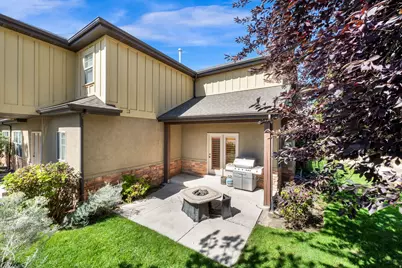 1440 E Tuscan Oak Way, Sandy, UT 84092 - Photo 4