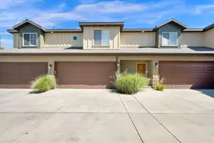 1440 E Tuscan Oak Way, Sandy, UT 84092 - Photo 1