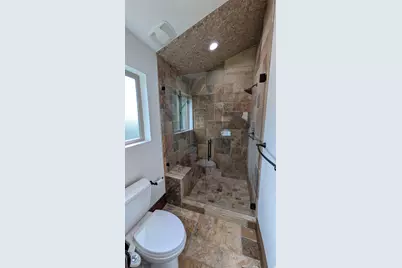 8 S Mountain Wood Ln, Sandy, UT 84092 - Photo 26