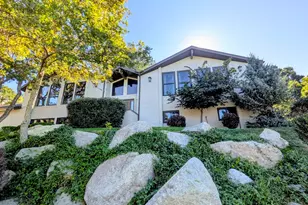 8 S Mountain Wood Ln, Sandy, UT 84092 - Photo 4