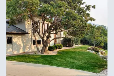 8 S Mountain Wood Ln, Sandy, UT 84092 - Photo 6