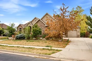 2378 Hansen Dr, Syracuse, UT 84075 - Photo 2