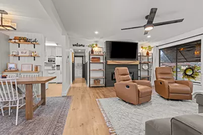 4766 S 200 W, Washington Terrace, UT 84405 - Photo 10