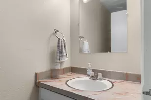 870 S 1625 E, Clearfield, UT 84015 - Photo 12
