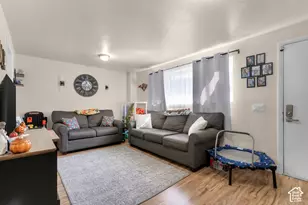 870 S 1625 E, Clearfield, UT 84015 - Photo 20