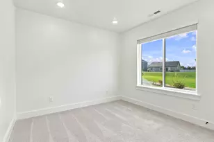 724 W 500 N, Smithfield, UT 84335 - Photo 32