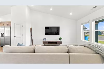724 W 500 N, Smithfield, UT 84335 - Photo 10