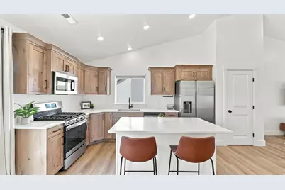 724 W 500 N, Smithfield, UT 84335 - Photo 20