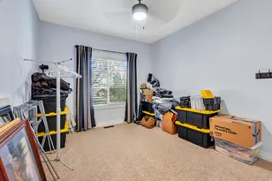 1092 N Coyote Run, Saratoga Springs, UT 84045 - Photo 14